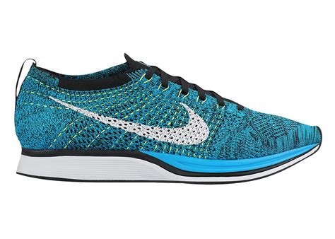 blue glow black racer blue nike damen schuhe|Nike Flyknit Racer 'Blue Glow & Yellow Strike'. Nike SNKRS.